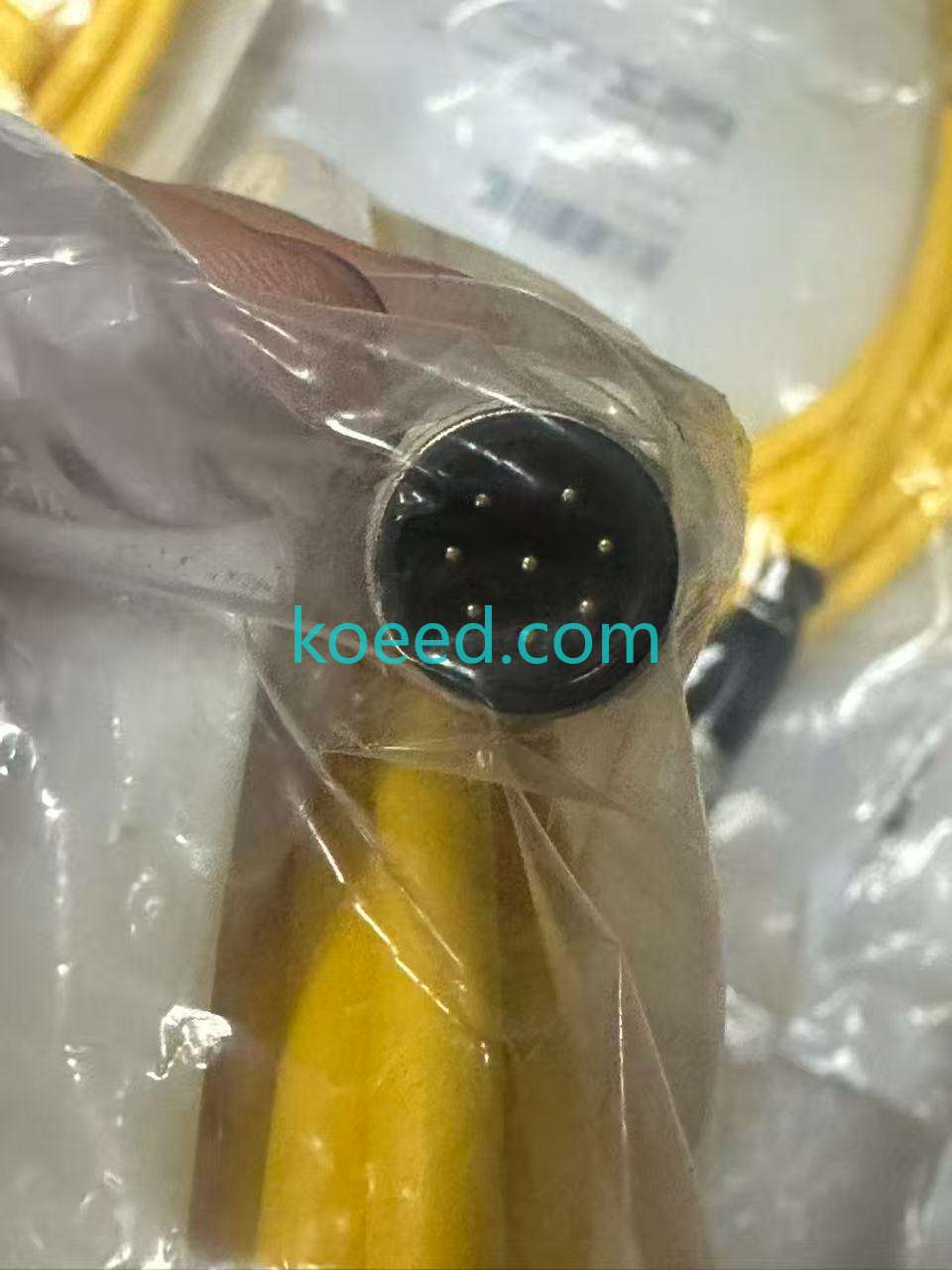 M12-8sf M12-8sm - Product View